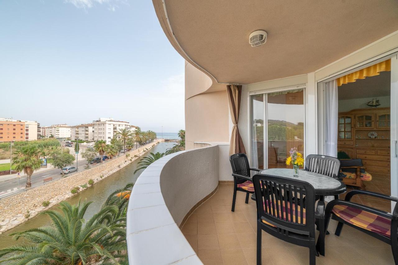 Beach Apartment Calafell Center With Parking Bagian luar foto