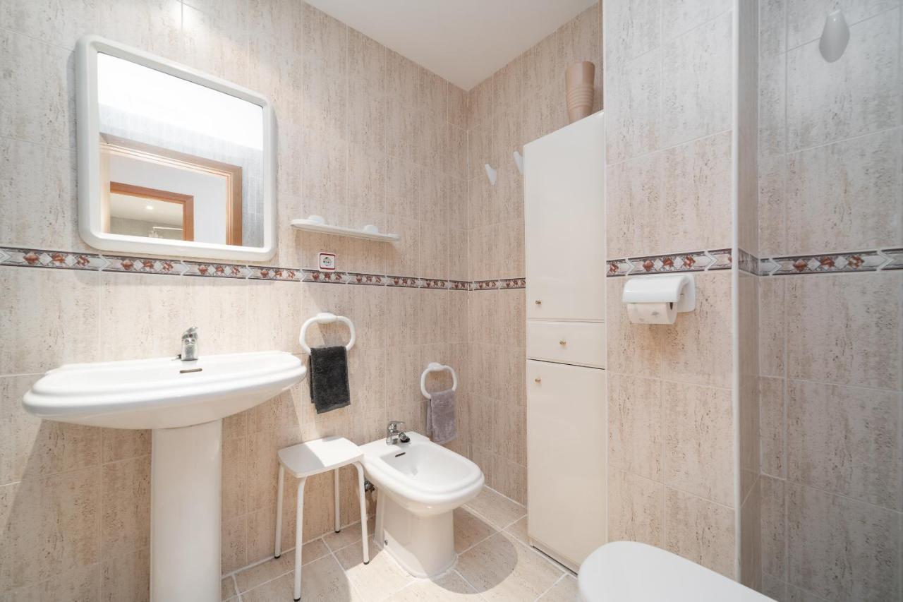 Beach Apartment Calafell Center With Parking Bagian luar foto