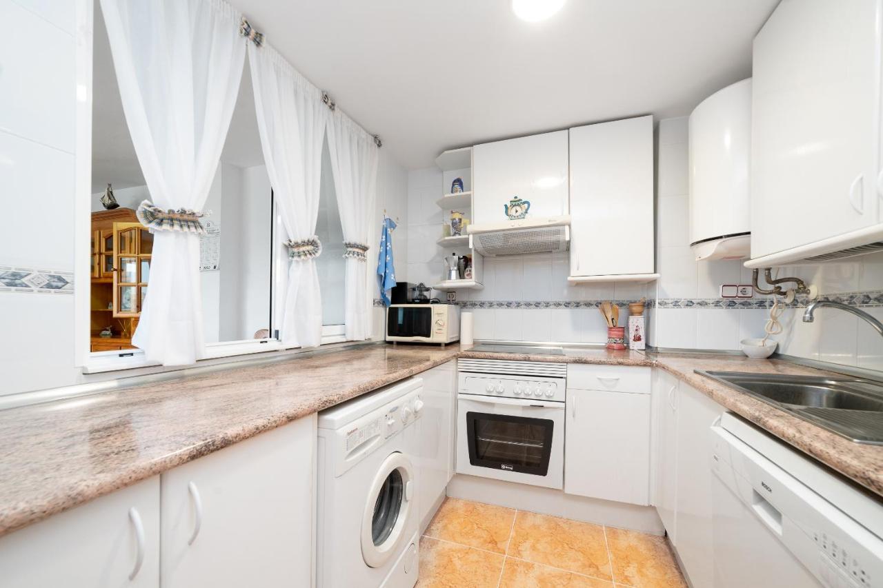 Beach Apartment Calafell Center With Parking Bagian luar foto